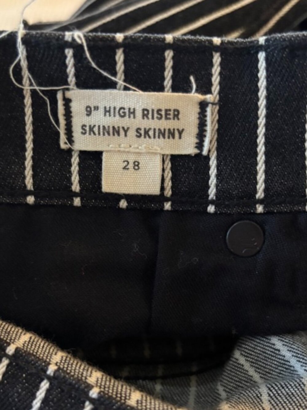 Madewell 9-Inch-High Riser Skinny Skinny Jeans Black White Stripe Size 28 - Picture 5 of 9
